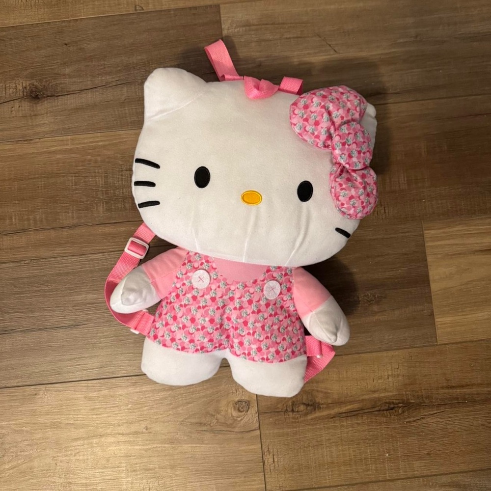 Hello kitty backpack
